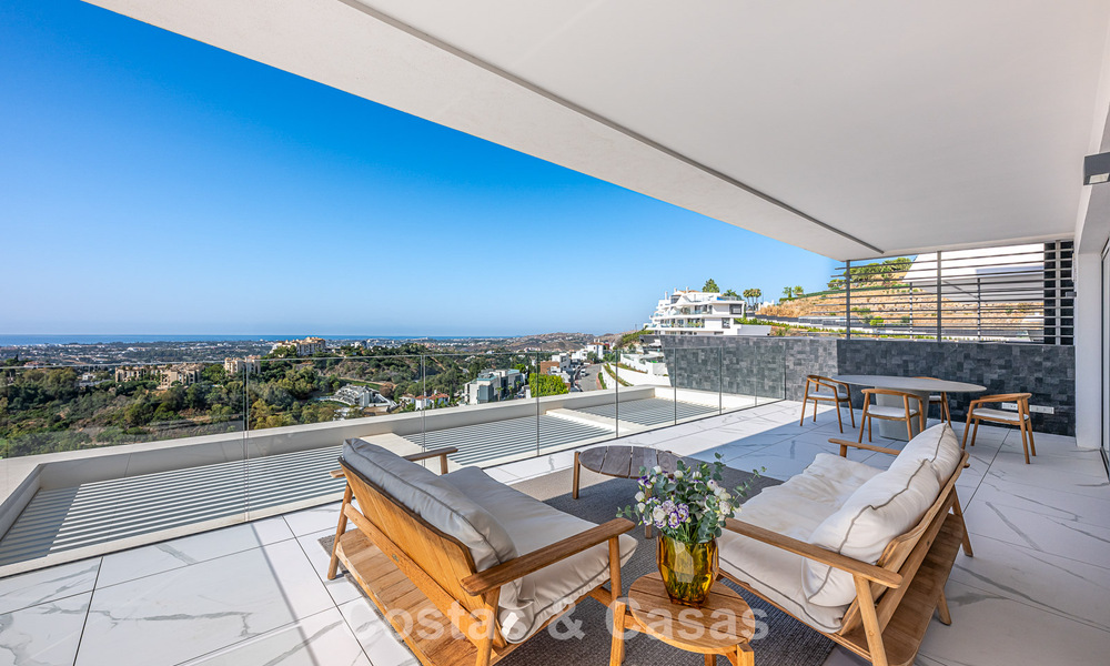 High-end luxe appartement te koop in een omheind boutique complex in Benahavis - Marbella 791191
