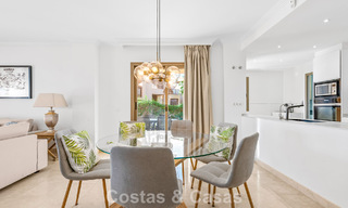 Tuinappartement met zeezicht te koop in een gated complex in Marbella - Benahavis 791271 