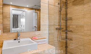 Tuinappartement met zeezicht te koop in een gated complex in Marbella - Benahavis 791280 