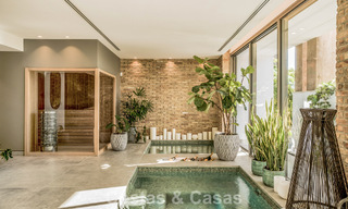 Luxevilla met geavanceerd design te koop met panoramisch zeezicht, binnen een prestigieus golfresort, Marbella - Benahavis 791049 