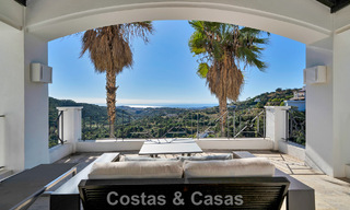 Royale, Spaanse luxevilla te koop, met subliem zeezicht in een gated community in Benahavis - Marbella 791214 