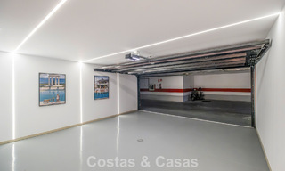 Prachtig, eigentijds, gerenoveerd townhouse met 4 slaapkamers te koop i/e gated community o/d Golden Mile van Marbella 791331 