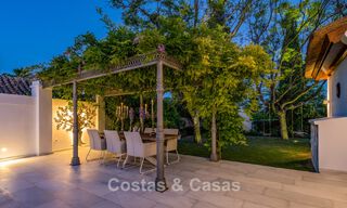 Exclusieve villa te koop, aan de golfbaan in een prestigieuze urbanisatie in Nueva Andalucia, Marbella 791433 