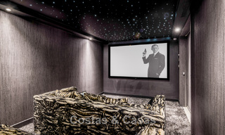 Exclusieve villa te koop, aan de golfbaan in een prestigieuze urbanisatie in Nueva Andalucia, Marbella 791445 