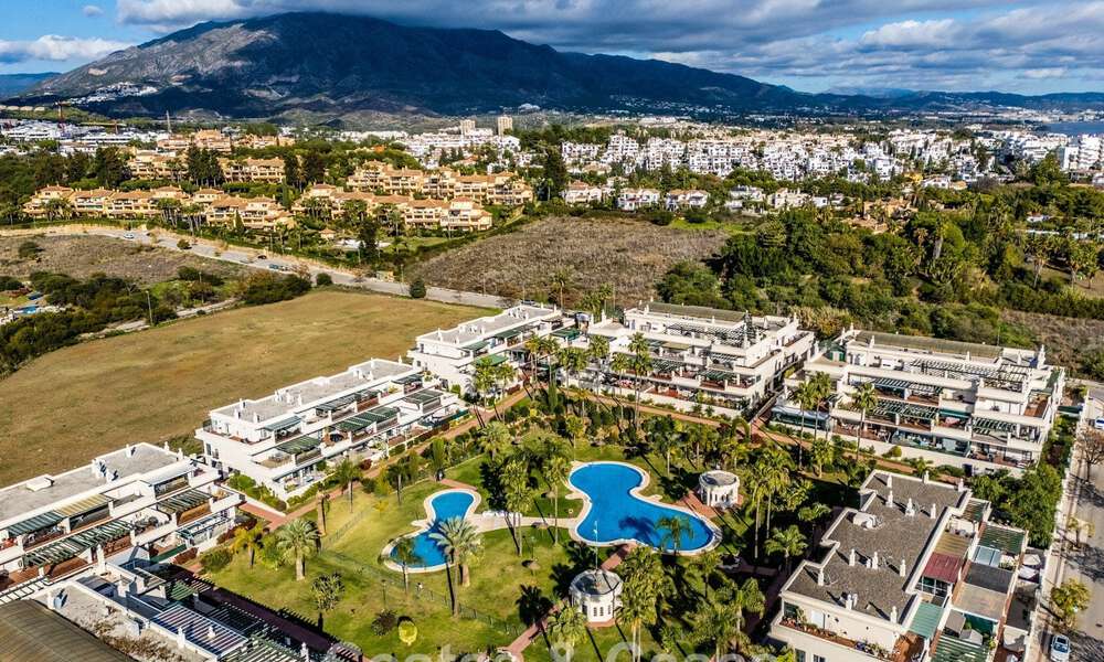 Eigentijd gerenoveerd appartement te koop in Nueva Andalucia op loopafstand van het strand en Puerto Banus, Marbella 790891