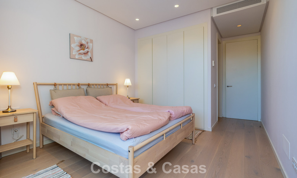 Luxueus 3-slaapkamer appartement te koop met panoramisch zeezicht in een gated resort in Marbella - Benahavis 791550