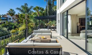 Luxueuze klasse-villa te koop met panoramisch uitzicht, grenzend aan de golfbaan in Marbella - Benahavis 791605 