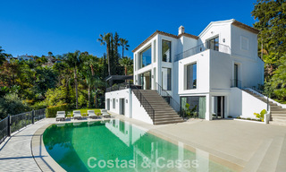 Luxueuze klasse-villa te koop met panoramisch uitzicht, grenzend aan de golfbaan in Marbella - Benahavis 791610 