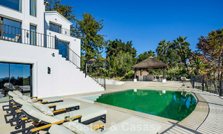 Luxueuze klasse-villa te koop met panoramisch uitzicht, grenzend aan de golfbaan in Marbella - Benahavis 791611 