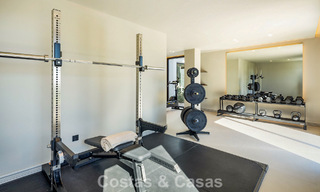 Luxueuze klasse-villa te koop met panoramisch uitzicht, grenzend aan de golfbaan in Marbella - Benahavis 791616 