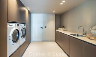 Luxueuze klasse-villa te koop met panoramisch uitzicht, grenzend aan de golfbaan in Marbella - Benahavis 791617 