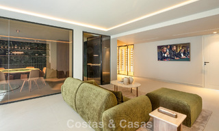 Luxueuze klasse-villa te koop met panoramisch uitzicht, grenzend aan de golfbaan in Marbella - Benahavis 791621 