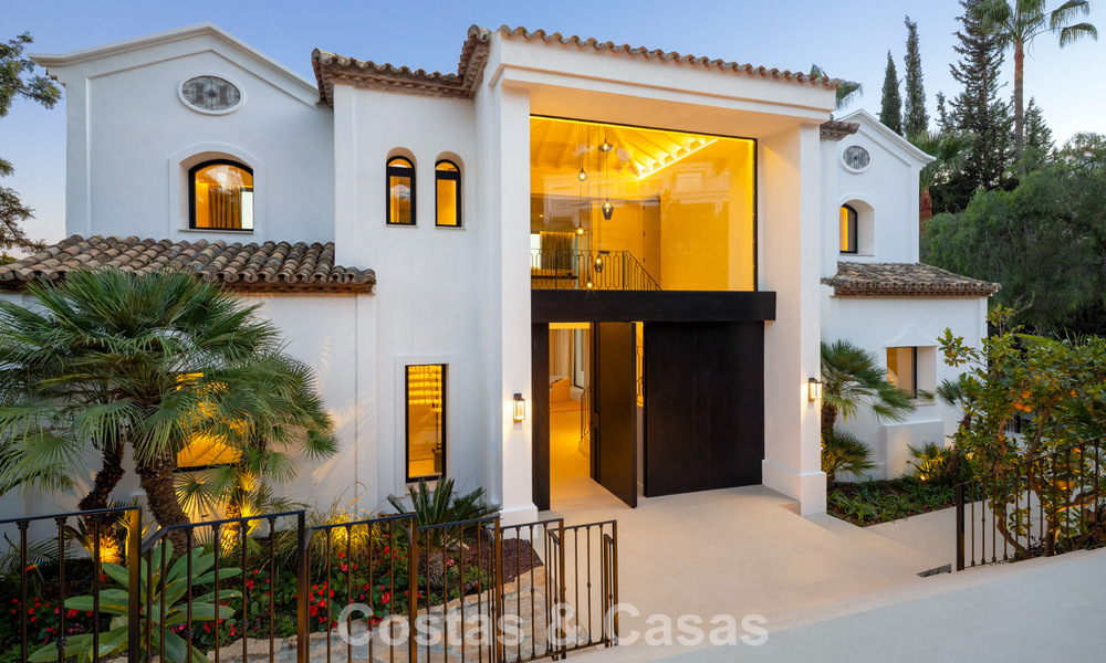 Luxueuze klasse-villa te koop met panoramisch uitzicht, grenzend aan de golfbaan in Marbella - Benahavis 791628