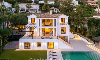 Luxueuze klasse-villa te koop met panoramisch uitzicht, grenzend aan de golfbaan in Marbella - Benahavis 791633 