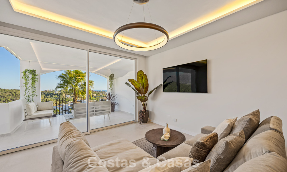 Instapklaar, luxe appartement te koop met prachtig uitzicht in een prestigieuze golfenclave van La Quinta in Benahavis - Marbella 791526