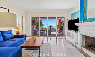 Instapklaar, royaal appartement met panoramisch zeezicht te koop in Benahavis - Marbella 791756 