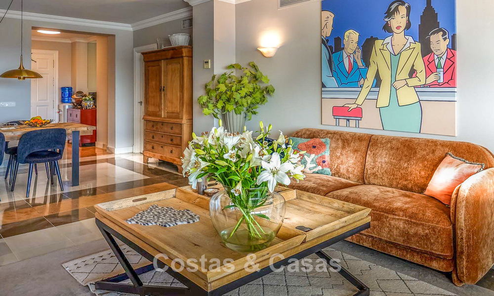 Instapklaar, ruim penthouse met fantastisch zeezicht te koop in Marbella - Benahavis 791761