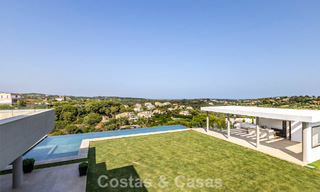 Gloednieuwe luxe villa met een geavanceerd hedendaags design te koop in Sotogrande Alto, Costa del Sol 791860 