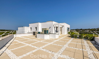 Gloednieuwe luxe villa met een geavanceerd hedendaags design te koop in Sotogrande Alto, Costa del Sol 791861 