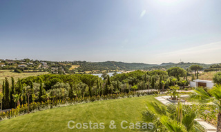 Gloednieuwe luxe villa met een geavanceerd hedendaags design te koop in Sotogrande Alto, Costa del Sol 791883 