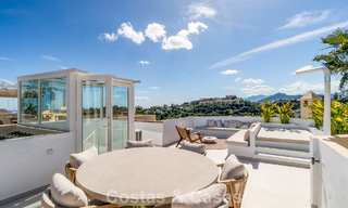 Elegant duplex penthouse met panoramisch uitzicht te koop in La Quinta te Marbella - Benahavis 791947 