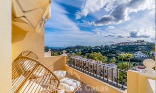 Elegant duplex penthouse met panoramisch uitzicht te koop in La Quinta te Marbella - Benahavis 791962 