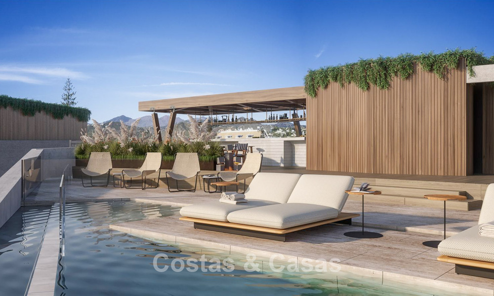 High-end luxe appartement te koop in een eerstelijnstrand complex ten oosten van Marbella centrum 792200