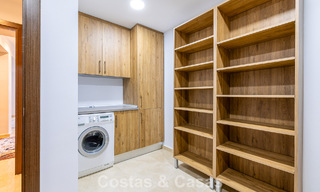 Elegant herenhuis met 4 slaapkamers te koop in een gated en beveiligde community van Nueva Andalucia, Marbella 792239 