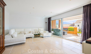 Elegant herenhuis met 4 slaapkamers te koop in een gated en beveiligde community van Nueva Andalucia, Marbella 792269 