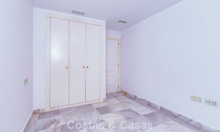 Ruim appartement te koop met 4 slaapkamers in een beachside complex op de New Golden Mile tussen Marbella en Estepona 792474 