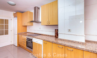 Ruim appartement te koop met 4 slaapkamers in een beachside complex op de New Golden Mile tussen Marbella en Estepona 792479 