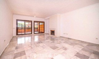 Ruim appartement te koop met 4 slaapkamers in een beachside complex op de New Golden Mile tussen Marbella en Estepona 792481 