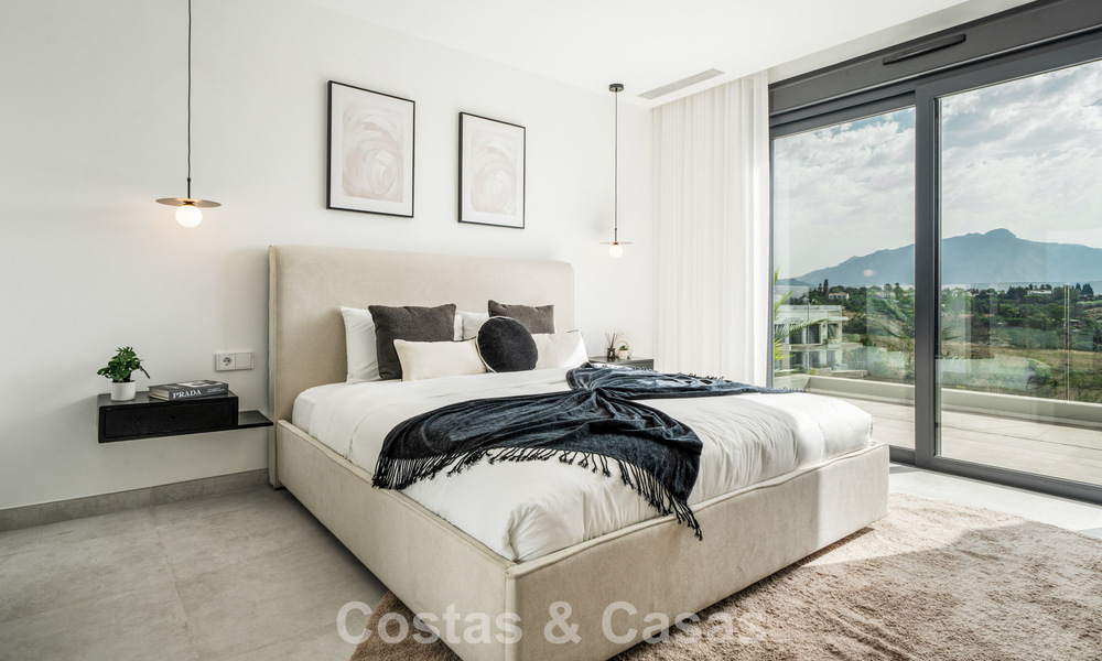 Gloednieuw, modern penthouse met ruim solarium te koop in een gated complex in Benahavis - Marbella 792558