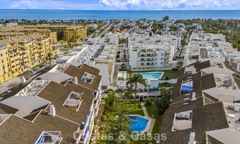 Zeer ruim duplex penthouse te koop op enkele stappen van alle voorzieningen in het centrum van San Pedro, Marbella 792701