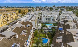 Zeer ruim duplex penthouse te koop op enkele stappen van alle voorzieningen in het centrum van San Pedro, Marbella 792701 