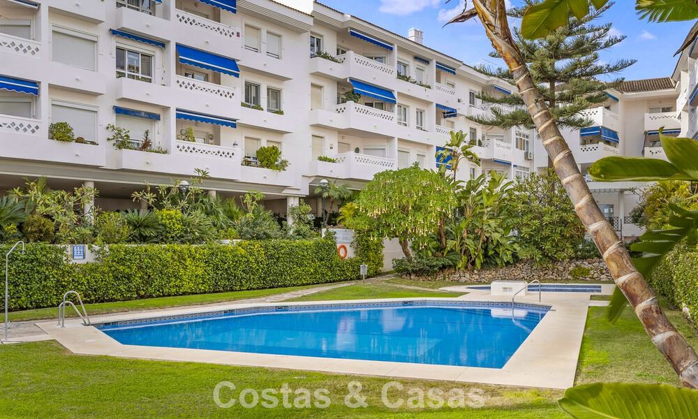 Zeer ruim duplex penthouse te koop op enkele stappen van alle voorzieningen in het centrum van San Pedro, Marbella 792733