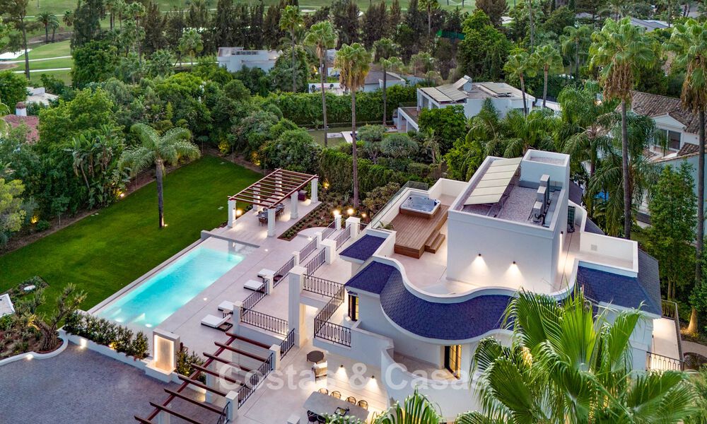 Luxueuze en tijdloze villa met panoramisch uitzicht te koop in Nueva Andalucía, Marbella 792900