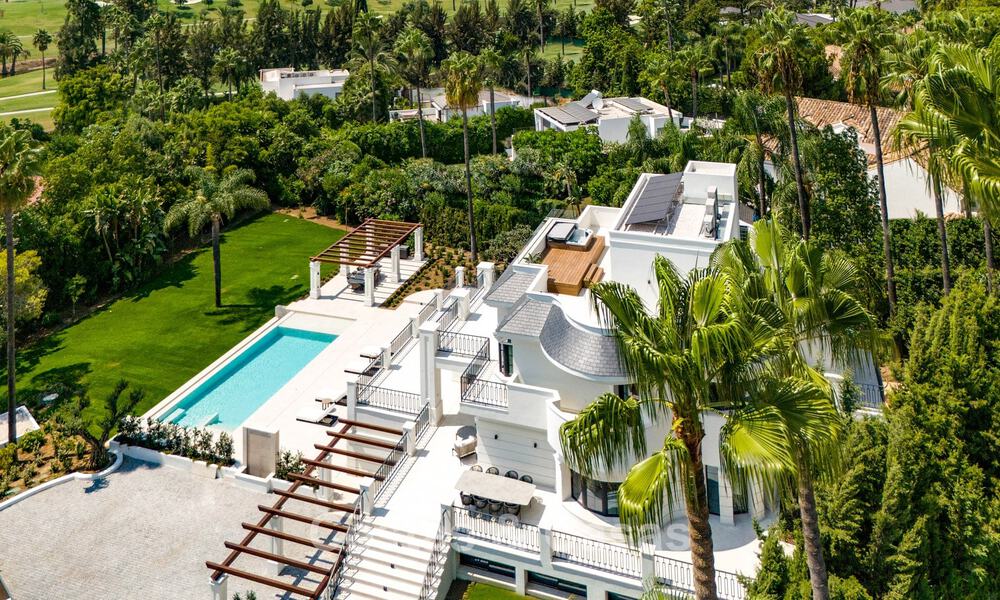 Luxueuze en tijdloze villa met panoramisch uitzicht te koop in Nueva Andalucía, Marbella 792904