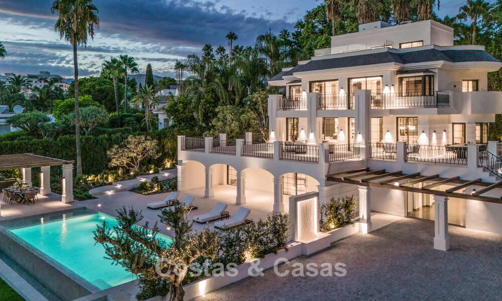 Luxueuze en tijdloze villa met panoramisch uitzicht te koop in Nueva Andalucía, Marbella 792912