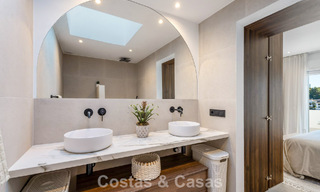 Prachtig gerenoveerd penthouse met ruim dakterras te koop in La Quinta golfresort, Benahavís - Marbella 792995 