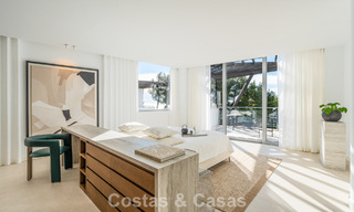 Moderne halfvrijstaande villa te koop met subliem zeezicht in een gated community van Sierra Blanca, Marbella’s Golden Mile 793035 