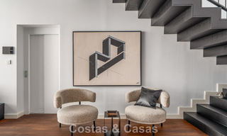 Moderne halfvrijstaande villa te koop met subliem zeezicht in een gated community van Sierra Blanca, Marbella’s Golden Mile 793036 