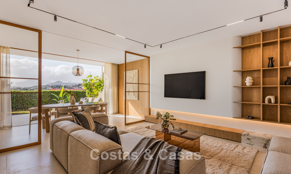 Stijlvol en instapklaar herenhuis met 4 slaapkamers te koop in Aloha, ueva Andalucia, Marbella 793246