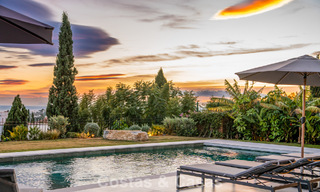 Instapklare, eigentijds-mediterrane villa met onverstoord, panoramisch zeezicht te koop in Benahavis - Marbella 793401 