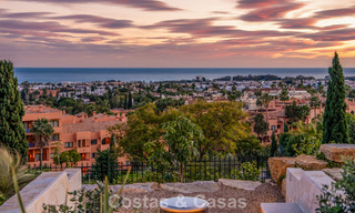 Instapklare, eigentijds-mediterrane villa met onverstoord, panoramisch zeezicht te koop in Benahavis - Marbella 793402 