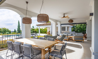 Instapklare, eigentijds-mediterrane villa met onverstoord, panoramisch zeezicht te koop in Benahavis - Marbella 793442 