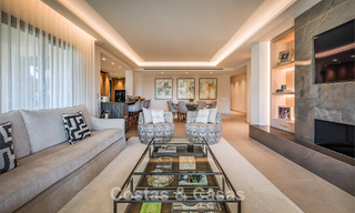 Exclusief, ruim tuinappartement met privézwembad te koop in Aloha, Nueva Andalucía, Marbella 793471 