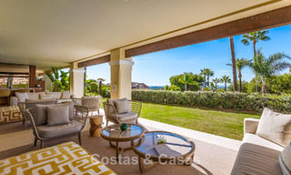 Exclusief, ruim tuinappartement met privézwembad te koop in Aloha, Nueva Andalucía, Marbella 793482 