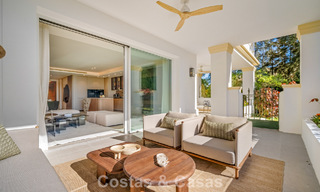 Instapklaar, eigentijds ingericht tuinappartement met 4 slaapkamers te koop op de Golden Mile van Marbella 793601 