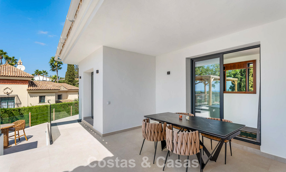 Elegante moderne villa op loopafstand van het strand te koop in Elviria, ten oosten van Marbella centrum 793640